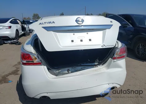 2015 Nissan Altima 2.5/2.5 S/2.5 Sl/2.5 Sv из США, поврежденный, VIN 1N4AL3AP4FC427672